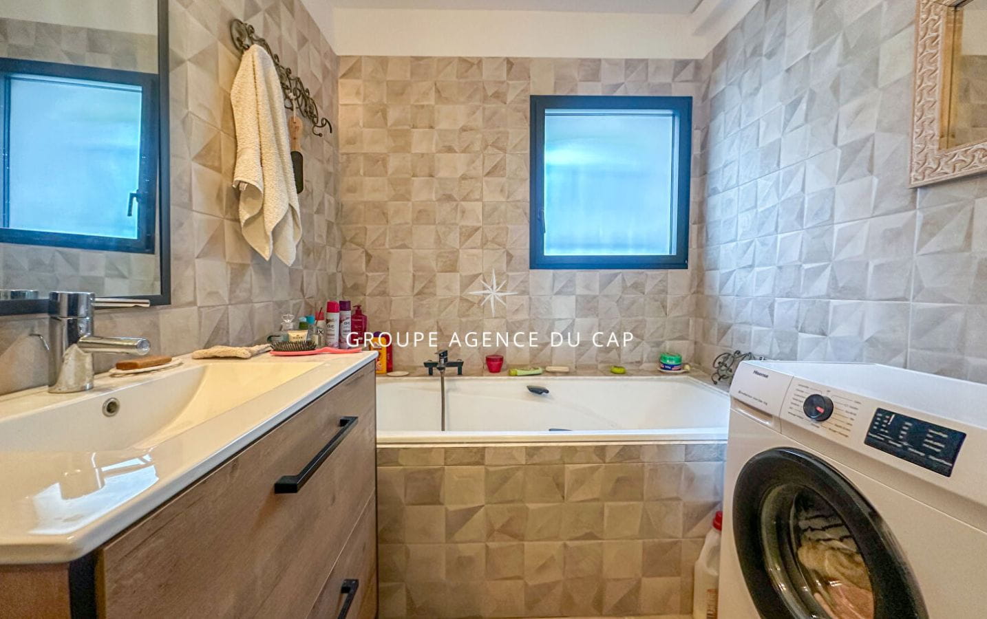 FOR SALE VILLA 220M2 WITH PANORAMIC SEA VIEW, IN LES ISSAMBRES Image 6