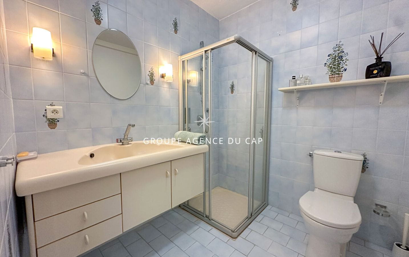 FOR SALE VILLA WITH SEA VIEW 4 BEDROOMS LARGE LAND SWIMMING POOL GARAGE PARKING Image 10