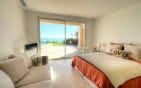 VILLA ENTIÈREMENT RENOVÉE À VENDRE MAGNIFIQUE VUE MER À PIED DES PLAGES À SAINT-AYGULF Min 6