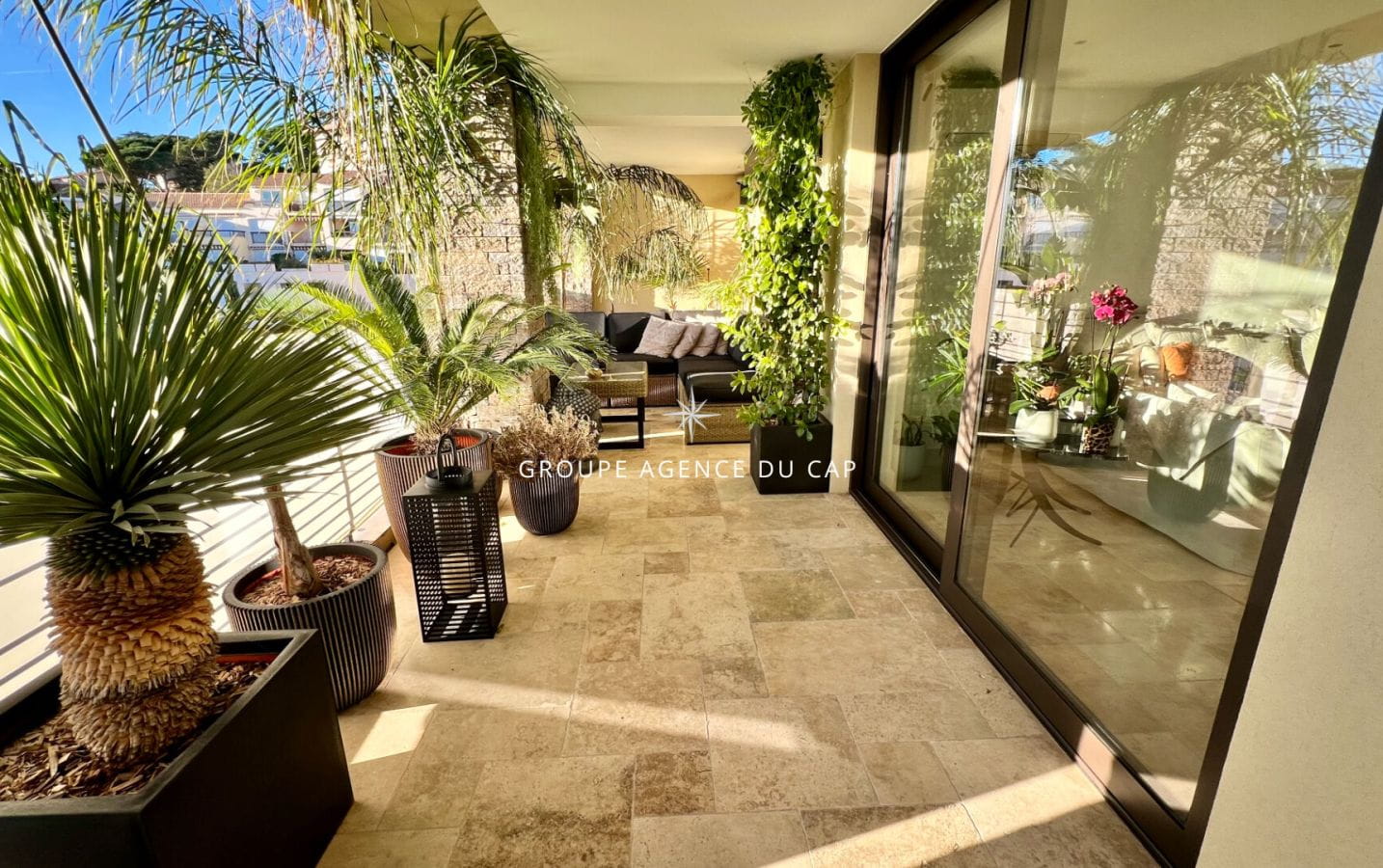 A VENDRE APPARTEMENT 2 PIECES 72 M2 VUE MER, LES ISSAMBRES A PIEDS DES PLAGES ET DES COMMERCES Image 5