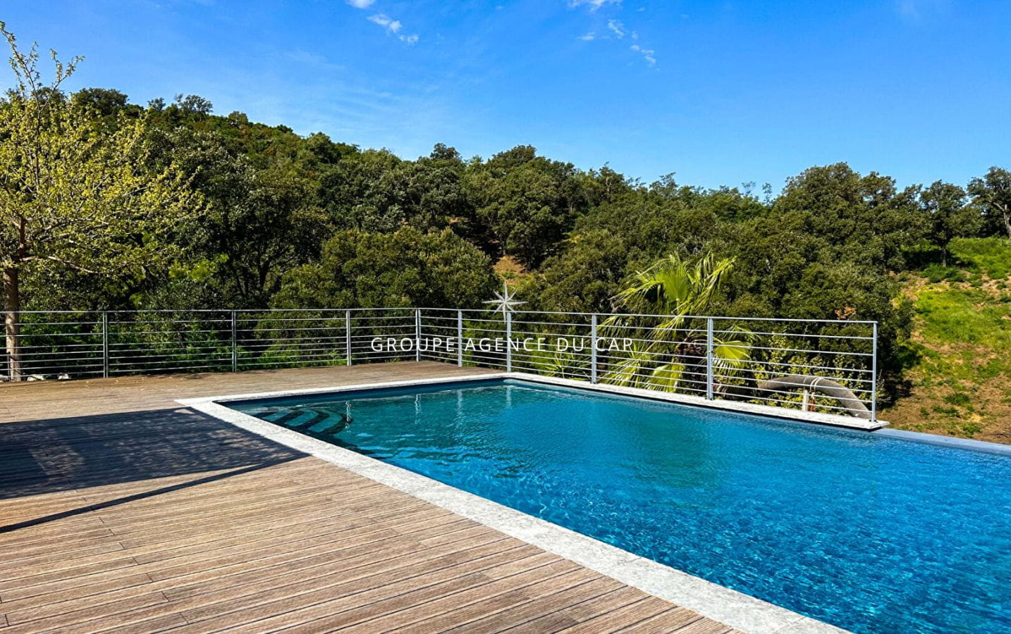À VENDRE VILLA VUE MER AVEC PISCINE À DÉBORDEMENT, AUX ISSAMBRES Image 12
