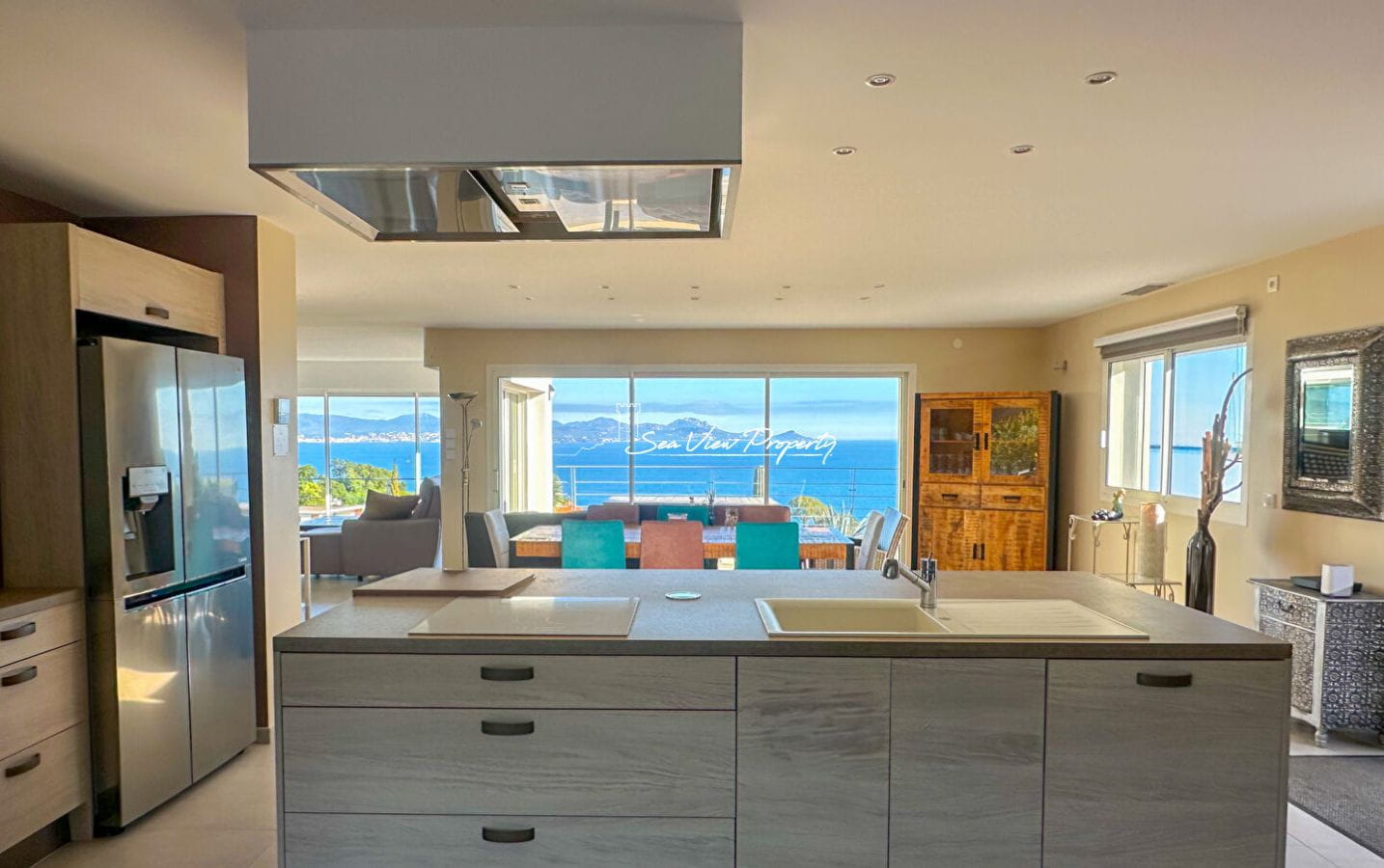 VILLA AVEC VUE MER 2 APPARTEMENTS 5 CHAMBRES, AUX ISSAMBRES Image 5