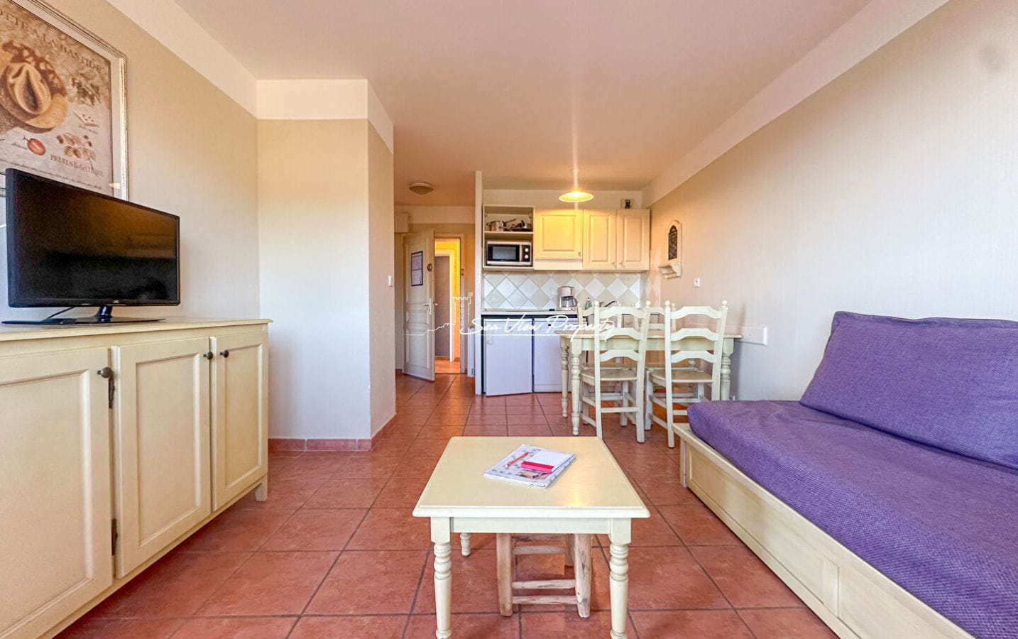 APPARTEMENT 2 PIÈCES AVEC VUE MER DONT UNE CHAMBRE INDÉPENDANTE, AUX ISSAMBRES Image 2