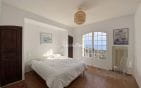 VILLA WITH SEA VIEW ON THE GULF OF SAINT TROPEZ WITH SWIMMING POOL GARAGE INDEPENDENT APARTMENT, IN LES ISSAMBRES Min 9