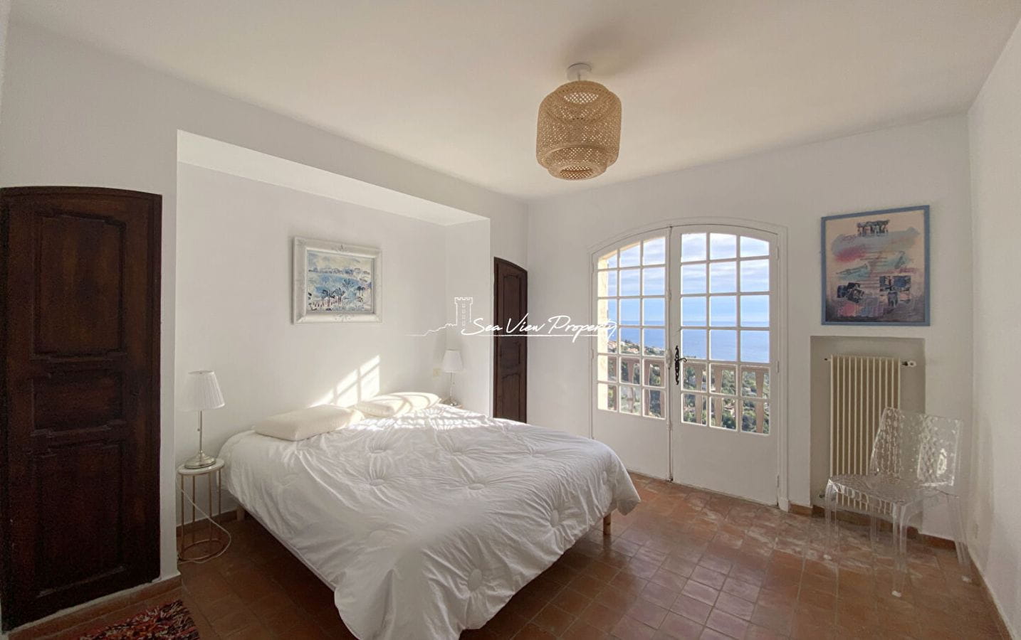 VILLA VUE MER SUR LE GOLFE DE SAINT TROPEZ AVEC PISCINE GARAGE APPARTEMENT INDÉPENDANT, AUX ISSAMBRES Image 9