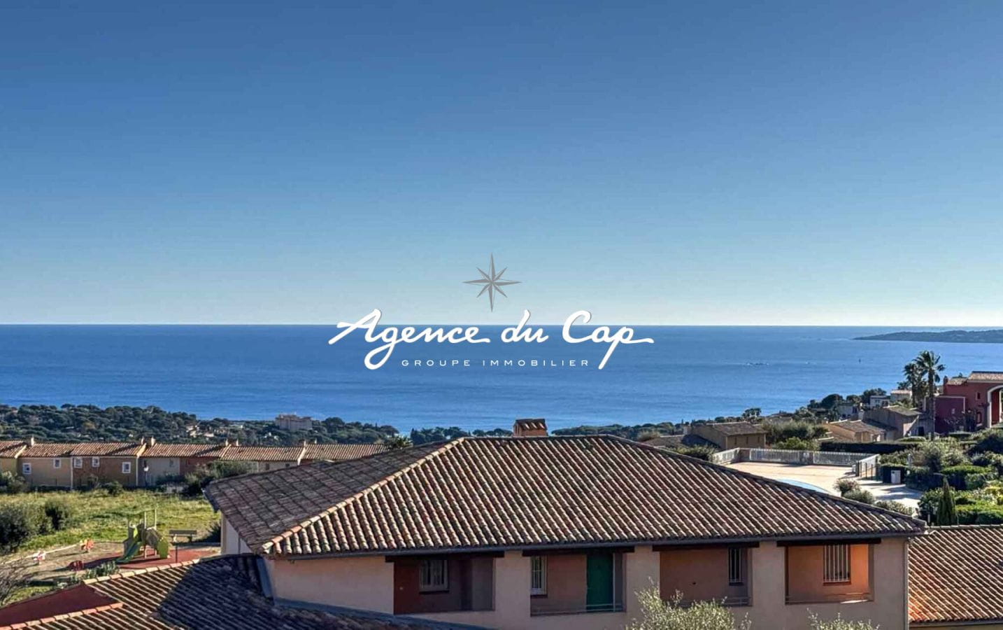 A VENDRE APPARTEMENT T.2 DE 27M2 VUE MER DANS UNE RESIDENCE PRISEE AVEC PISCINE, AUX ISSAMBRES Image 1