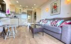 FOR SALE 2-ROOM APARTMENT OF 27M2 WITH SEA VIEW IN A POPULAR RESIDENCE WITH POOL, IN LES ISSAMBRES Min 2