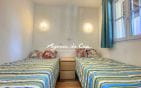 FOR SALE 2-ROOM APARTMENT OF 27M2 WITH SEA VIEW IN A POPULAR RESIDENCE WITH POOL, IN LES ISSAMBRES Min 5
