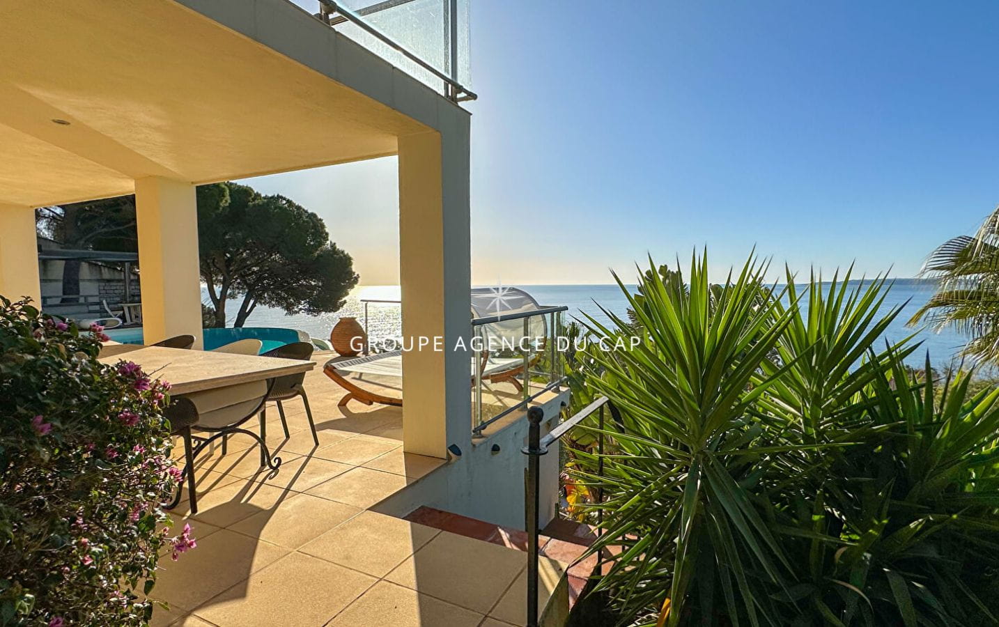 À VENDRE VILLA 5 PIÈCES 150M² 3 CHAMBRES PISCINE 3 GARAGES BOULODROME Image 6