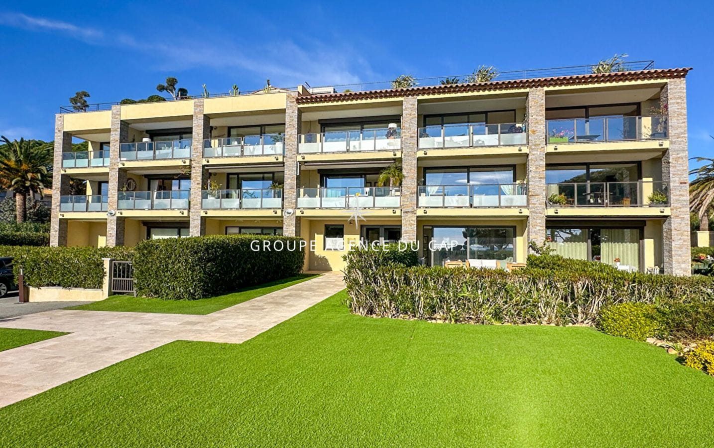 APPARTEMENT ROOF TOP 180M2 4 PIÈCES 177M2 VUE MER, AUX ISSAMBRES Image 12