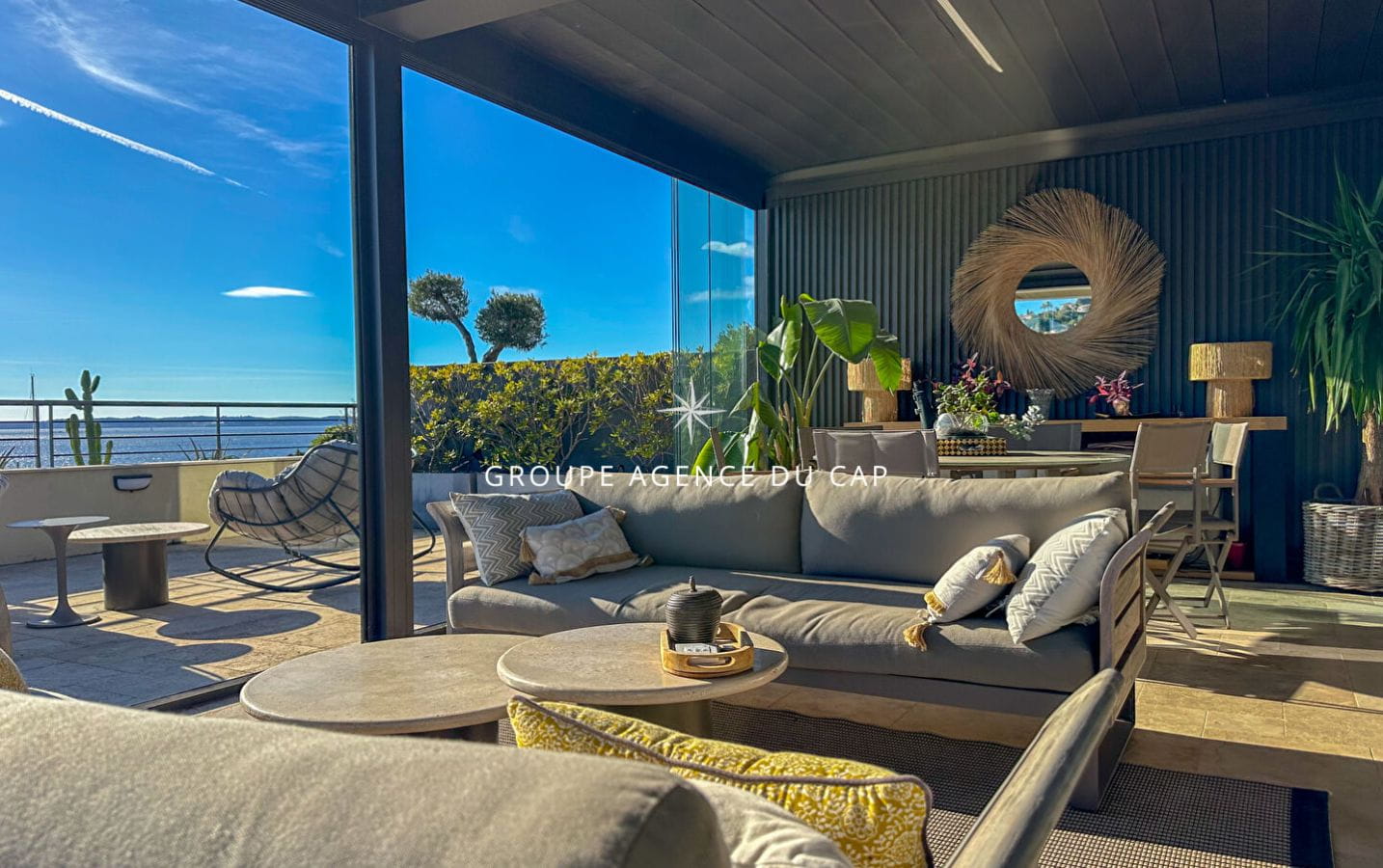 ROOF TOP APARTMENT 180M2 4 ROOMS 177M2 SEA VIEW, IN LES ISSAMBRES Image 11