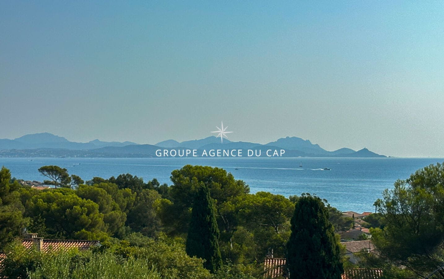 A VENDRE VILLA NEUVE 4 CHAMBRES PISCINE PARKINGS VUE MER PANORAMIQUE  PLAGES A PIED Image 2