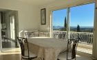 À VENDRE VILLA RENOVÉE 7 PIECES VUE MER TERRAIN PLAT GARAGE PISCINE PROCHE CENTRE SAINT-AYGULF Min 4