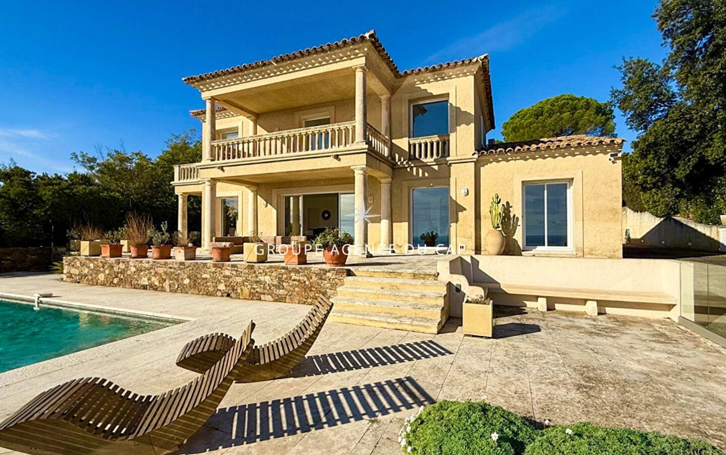 VILLA AVEC VUE MER PANORAMIQUE PISCINE ET GARAGE, AUX ISSAMBRES Image 2