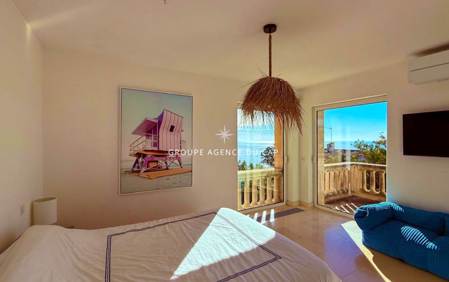 VILLA AVEC VUE MER PANORAMIQUE PISCINE ET GARAGE, AUX ISSAMBRES Image 8