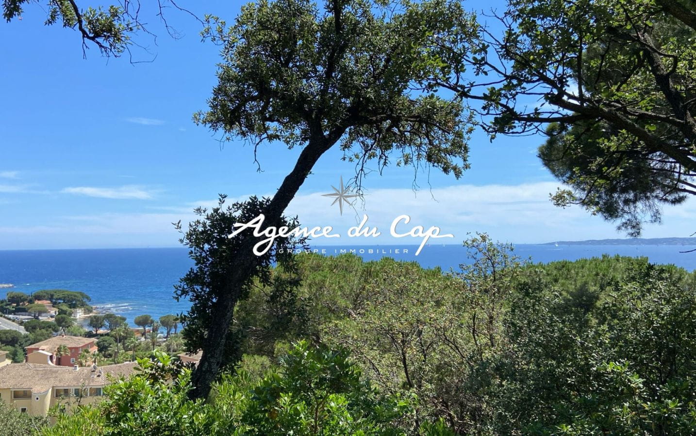 À VENDRE VILLA AVEC VUE MER 3 CHAMBRES, À PROXIMITÉ DES PLAGES ET DU CENTRE DES ISSAMBRES Image 0