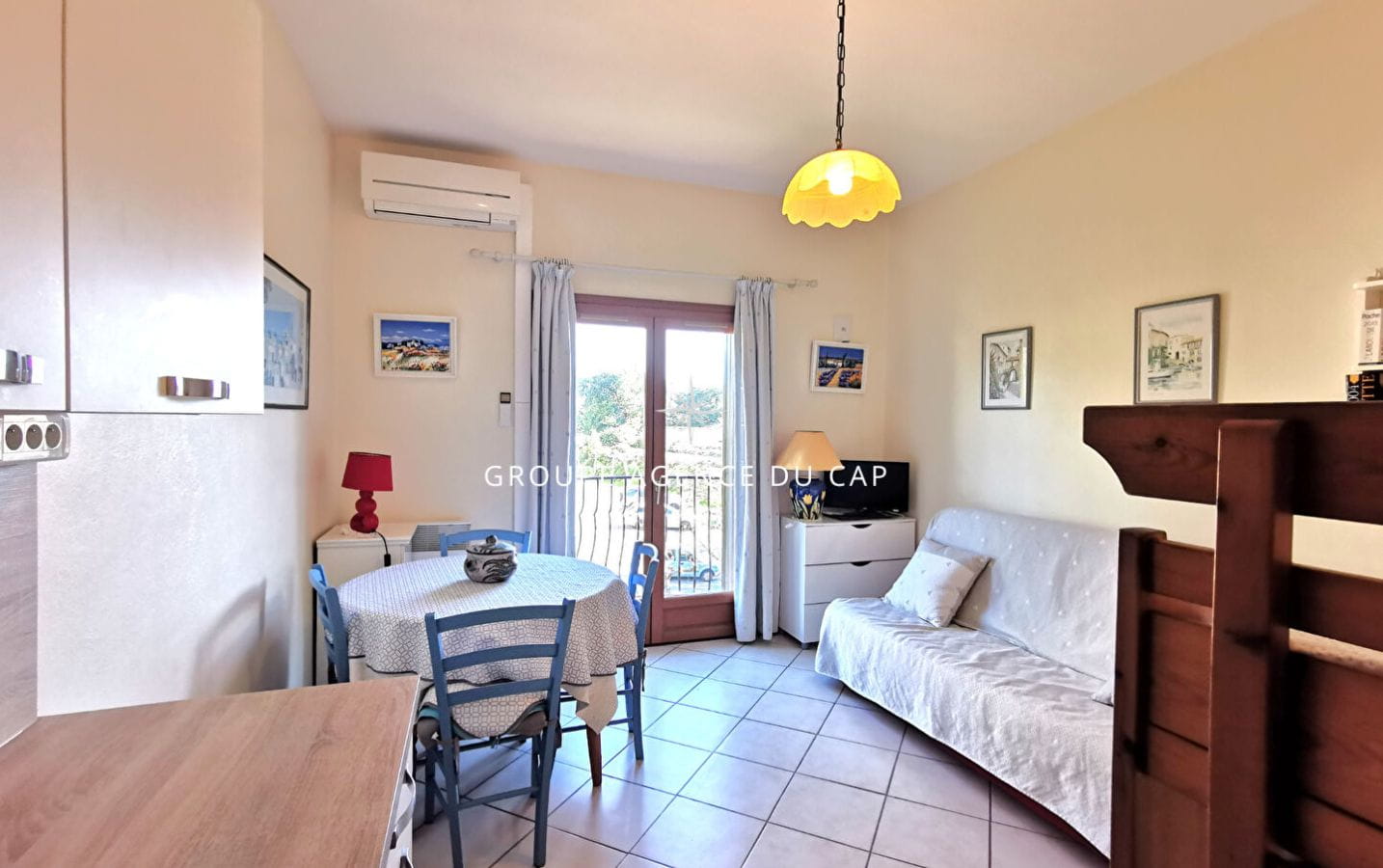 FOR SALE 24sqm STUDIO WITH PRIVATE PARKING BY THE SEA AND NEAR THE TOWN CENTER OF SAINT AYGULF Image 4