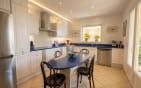SOUS COMPROMIS – VILLA 6 PIÈCES 4 CHAMBRES PISCINE GARAGE VUE MER EXPOSÉE SUD COMMERCES ET MER À PIED Min 5