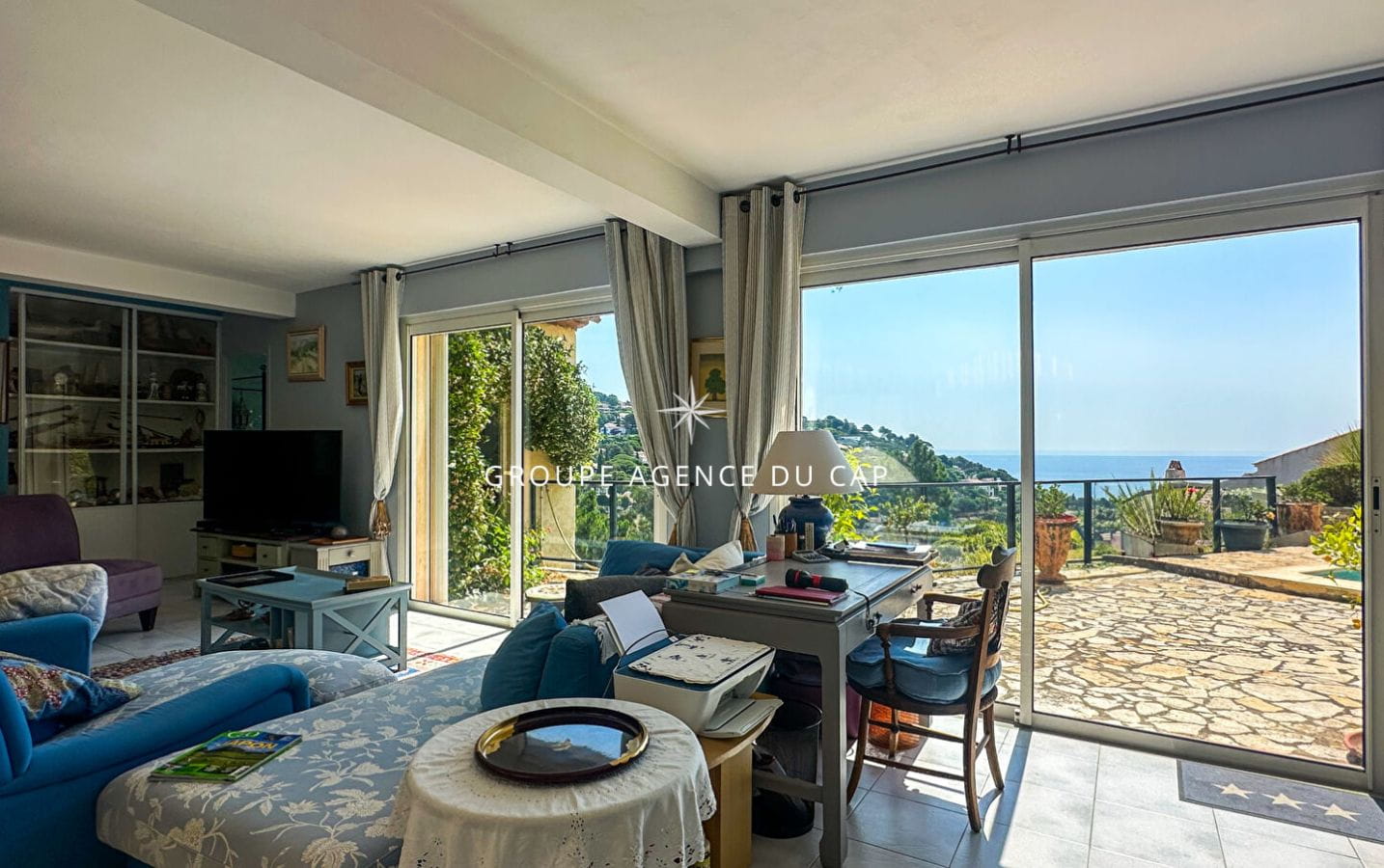 À VENDRE VILLA VUE MER 4 CHAMBRES 206M2 LES ISSAMBRES Image 12