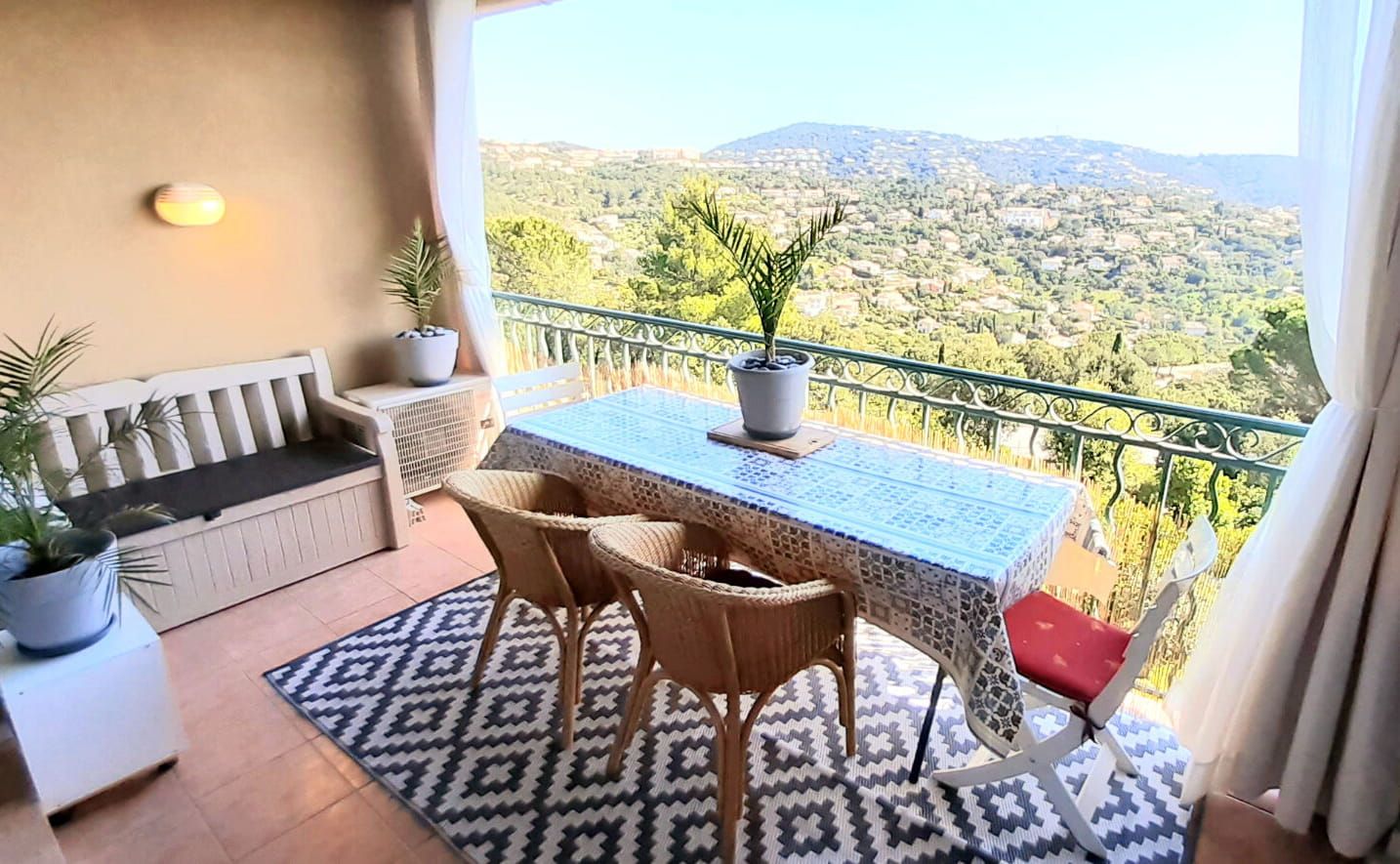 Appartement 3 pièces à vendre avec vue mer dégagée aux Issambres Image 6