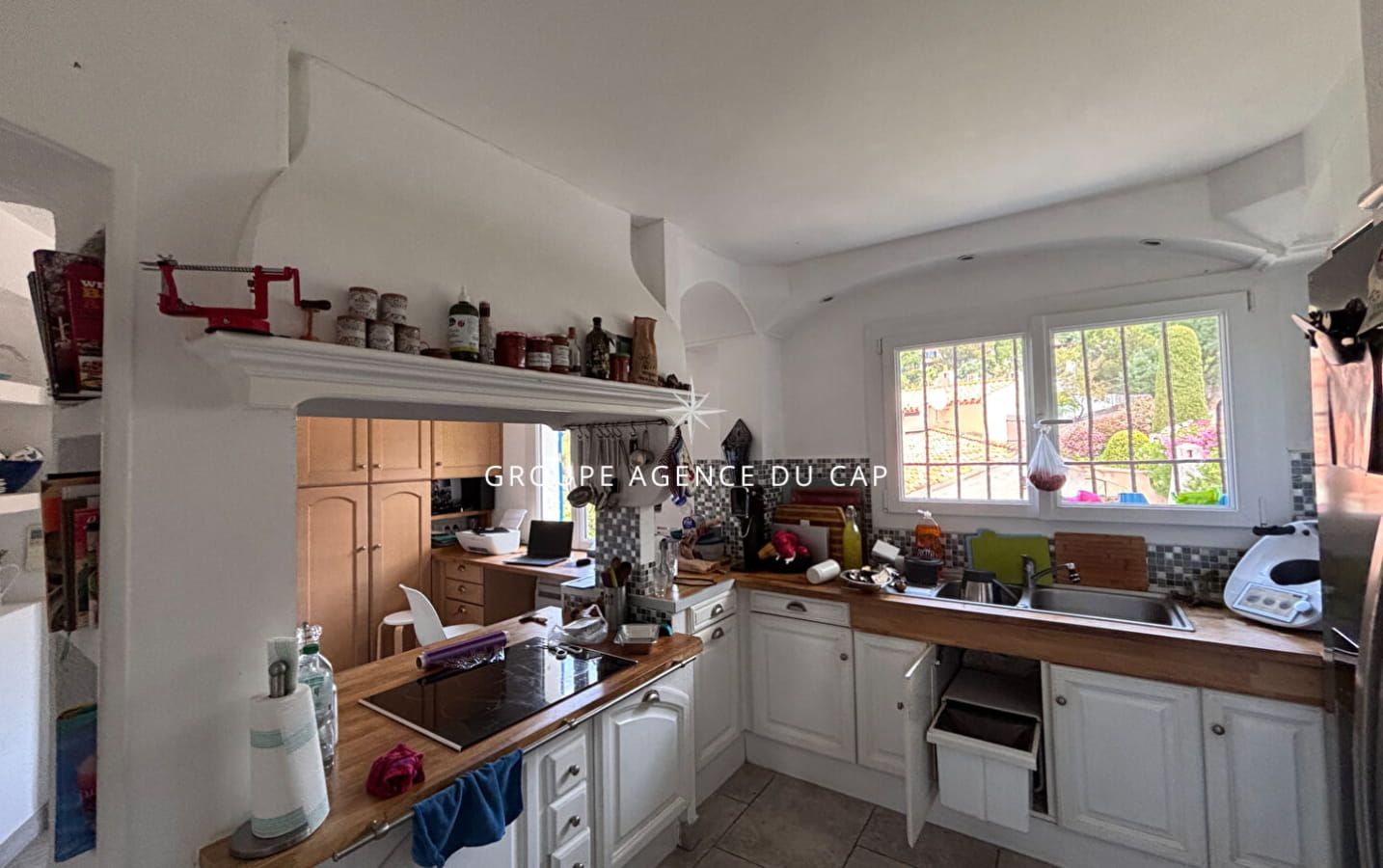 A VENDRE VILLA 6 CHAMBRES AVEC STUDIO et 3 PIECES INDEPENDANTS VUE MER EXPOSITION SUD-OUEST PISCINE GARAGE PARIKINGS LES ISSAMBRES Image 7