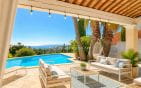 A VENDRE VILLA VUE MER DE PLAIN PIED AUX ISSAMBRES DE 111M² AVEC 3 CHAMBRES PISCINE ET GARAGE Min 2