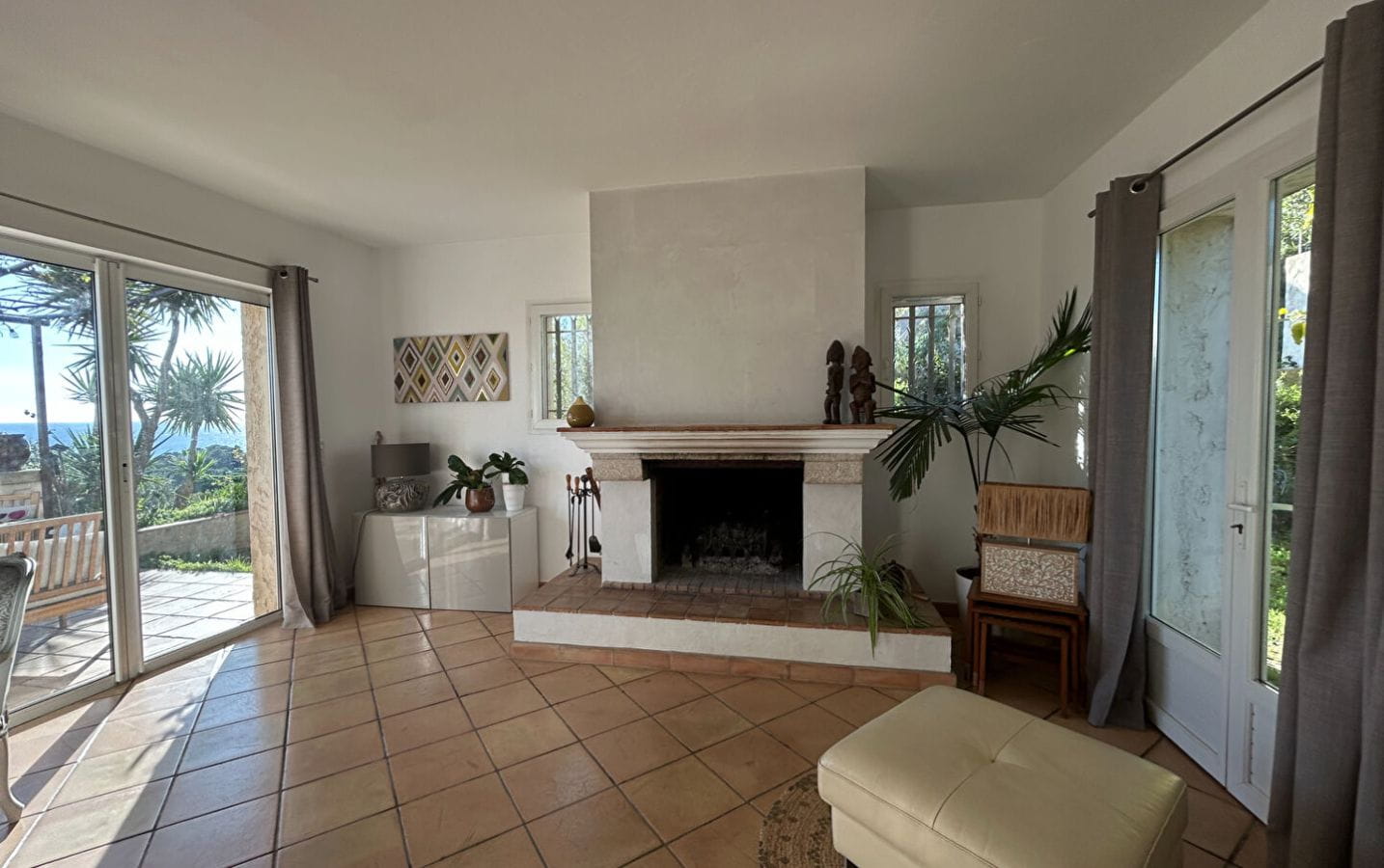 A VENDRE VILLA DE CHARME DE 160M² AVEC VUE MER 4 CHAMBRES AUX ISSAMBRES Image 11