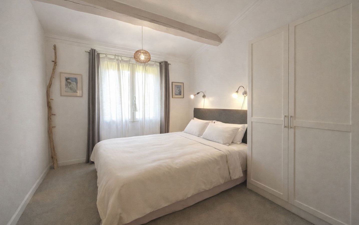 A VENDRE VILLA DE CHARME DE 160M² AVEC VUE MER 4 CHAMBRES AUX ISSAMBRES Image 13