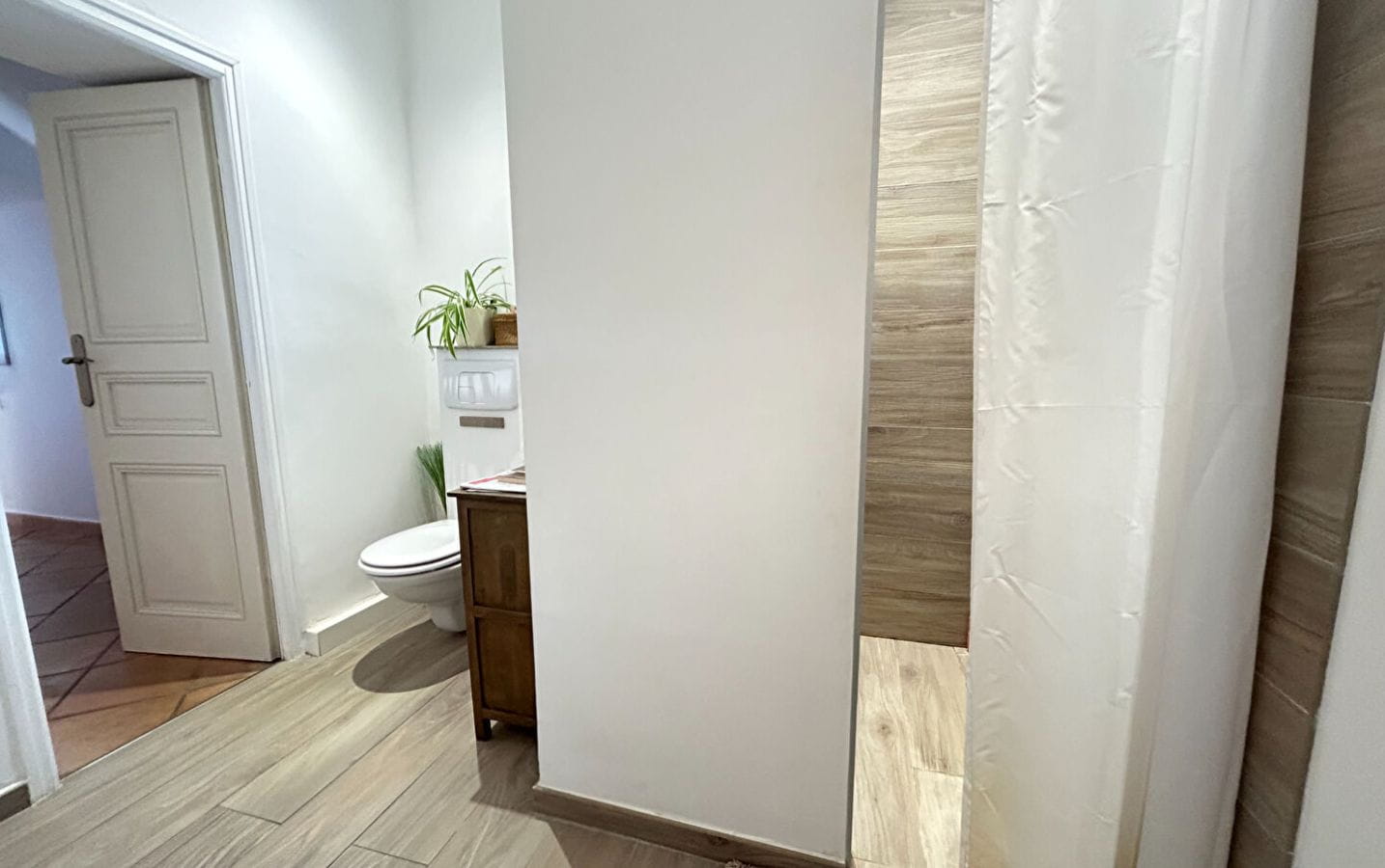 A VENDRE VILLA DE CHARME DE 160M² AVEC VUE MER 4 CHAMBRES AUX ISSAMBRES Image 14