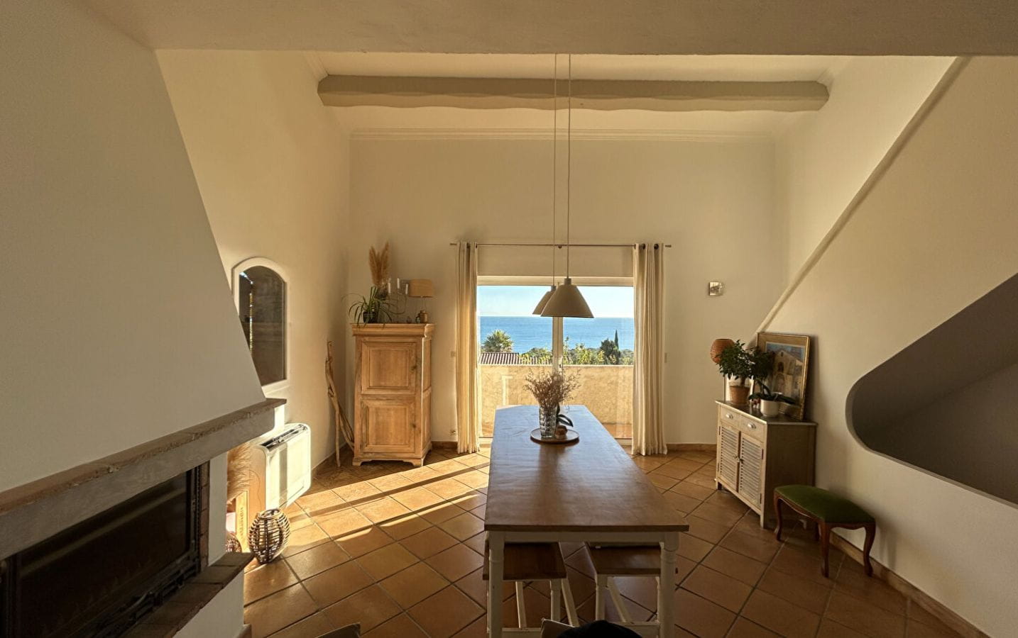 A VENDRE VILLA DE CHARME DE 160M² AVEC VUE MER 4 CHAMBRES AUX ISSAMBRES Image 7