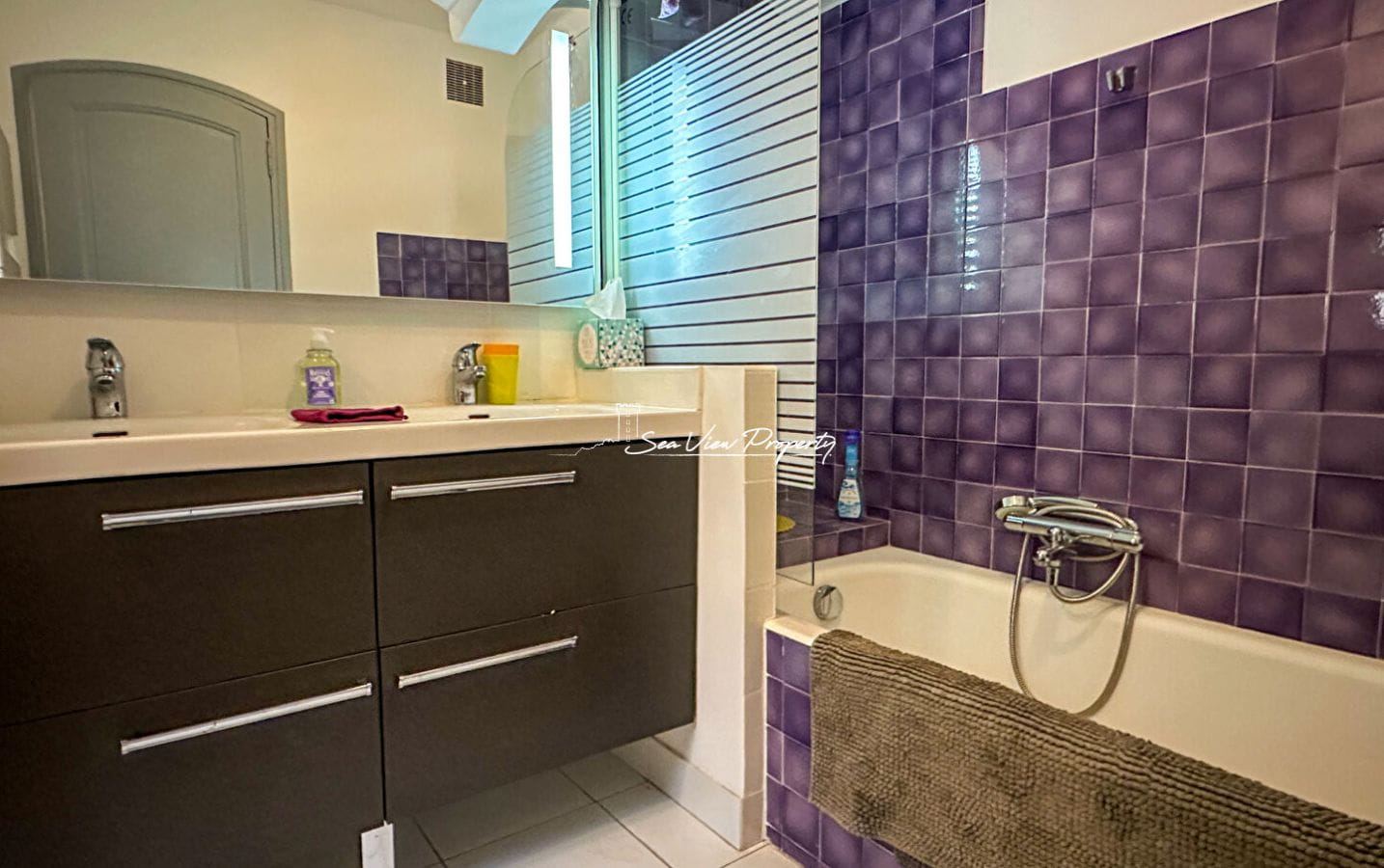 Villa a sainte maxime de 242m2 de type provencale vue sur le golfe de sainte tropez Image 8