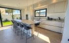 VILLA MODERNE AVEC VUE MER 6 PIÈCES 5 CHAMBRES PISCINE, À SAINTE MAXIME Min 5