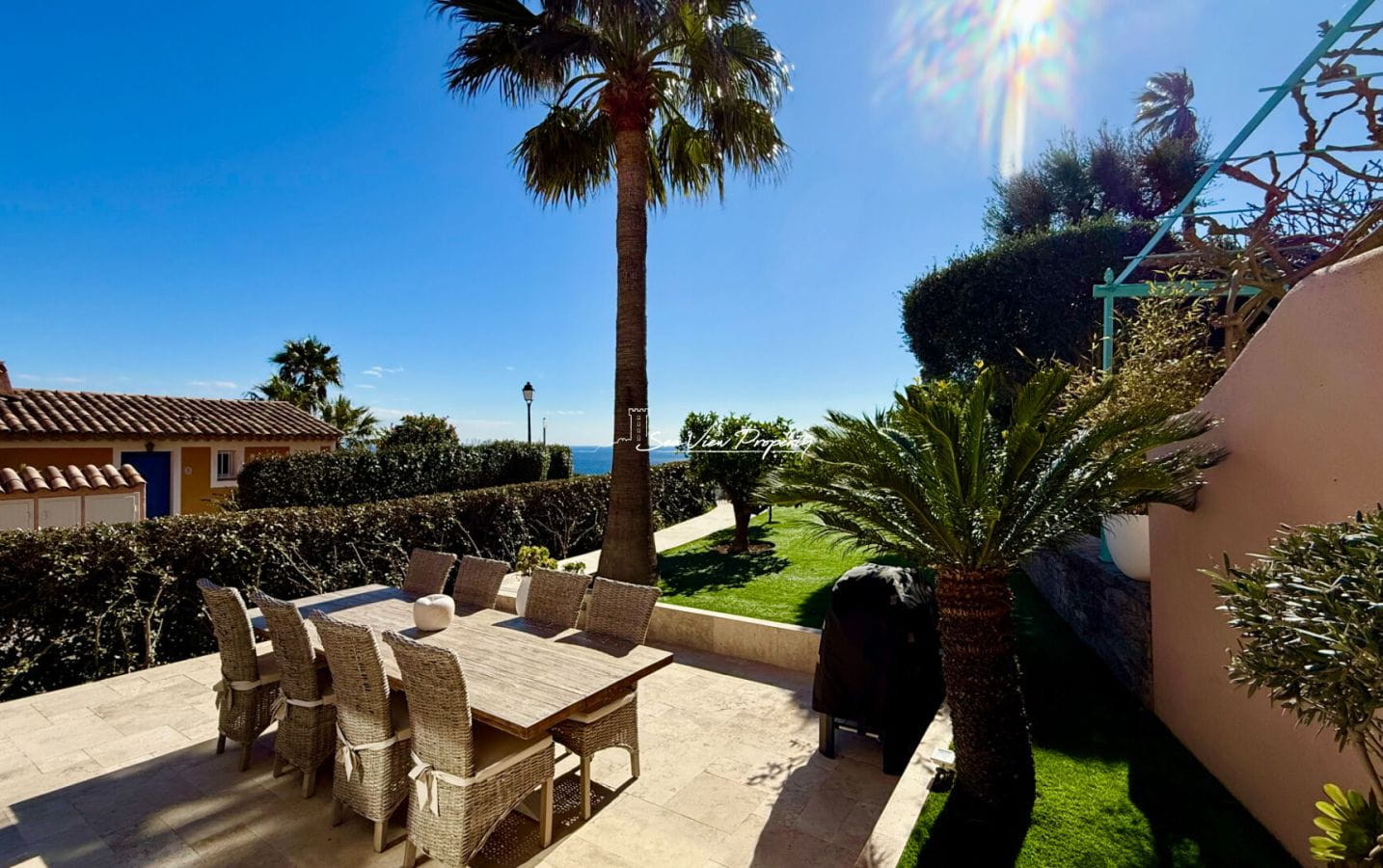 VILLA A VENDRE DANS UNE RESIDENCE SECURISEE AVEC PISCINE, AUX ISSAMBRES Image 6