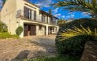 Villa de 106m2 divisée en 2 appartements avec aperçu mer, située aux Issambres Min 2