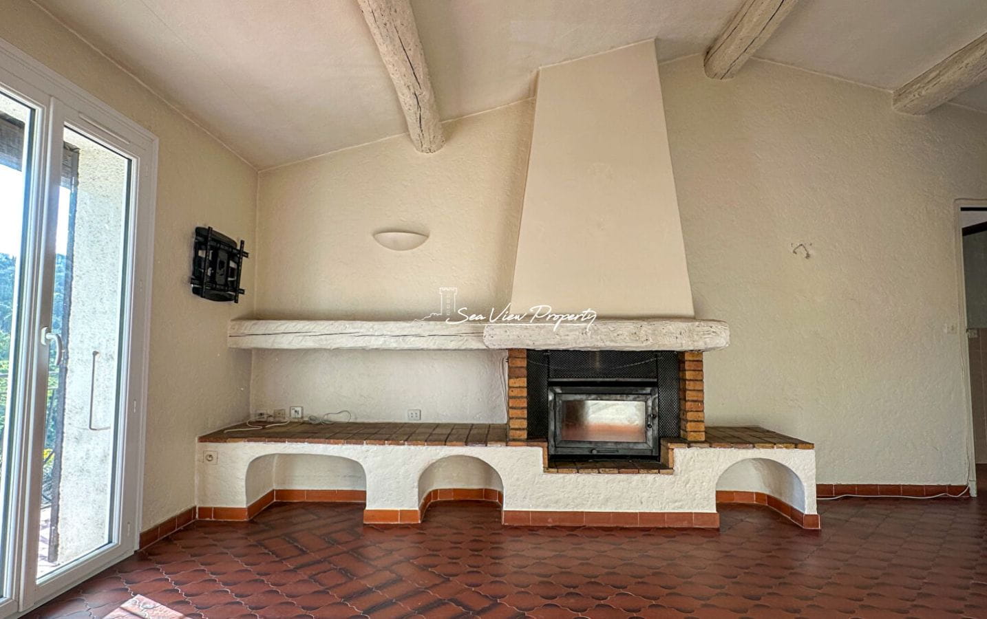 Villa de 106m2 divisée en 2 appartements avec aperçu mer, située aux Issambres Image 6