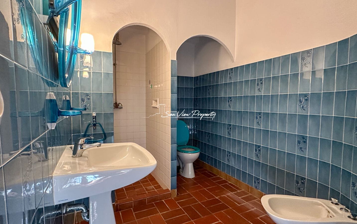 Villa de 106m2 divisée en 2 appartements avec aperçu mer, située aux Issambres Image 9