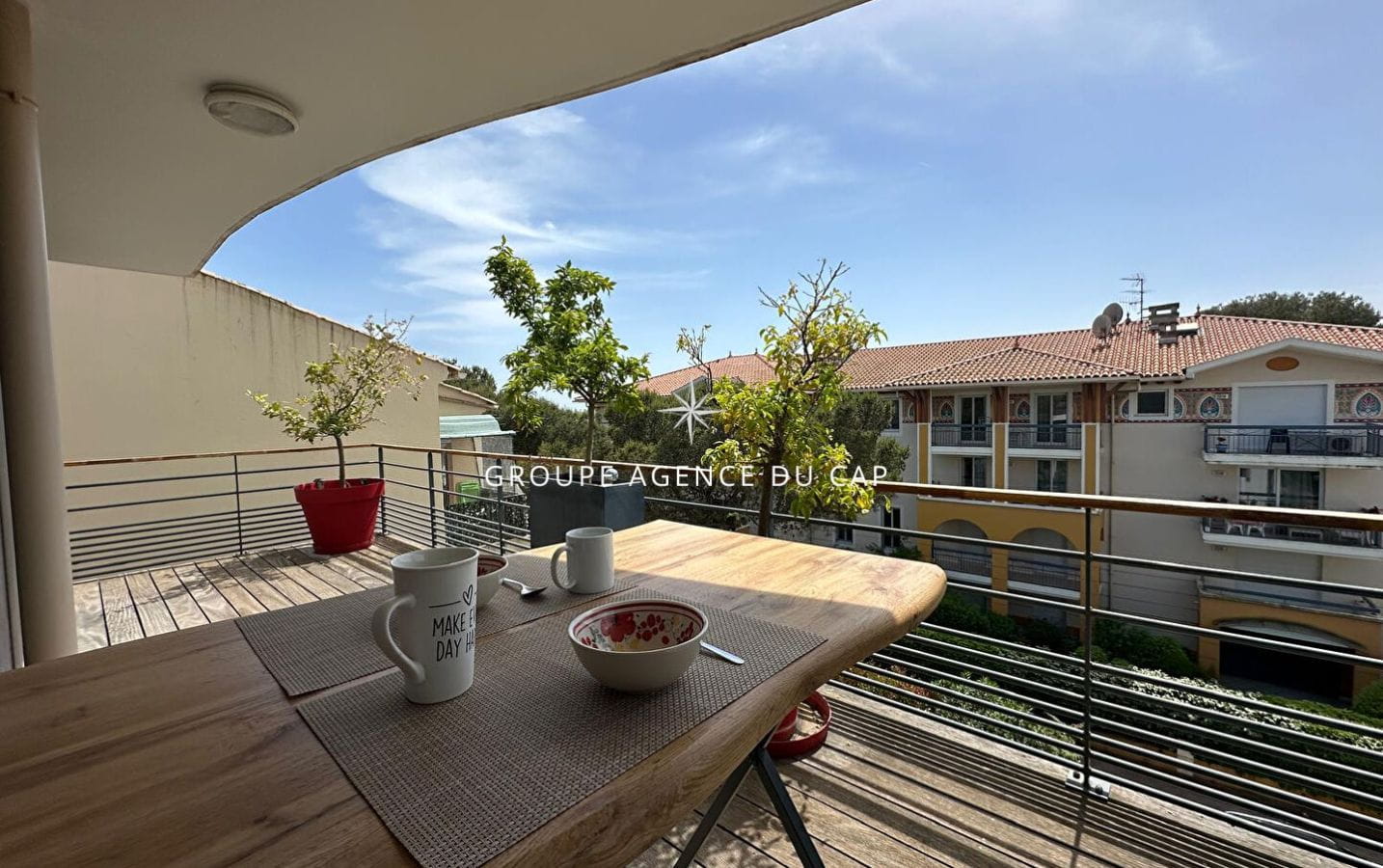 À VENDRE – APPARTEMENT ROOFTOP DE 115M²  AVEC 3 CHAMBRES À PIED DES PLAGES ET DES COMMERCES Image 7