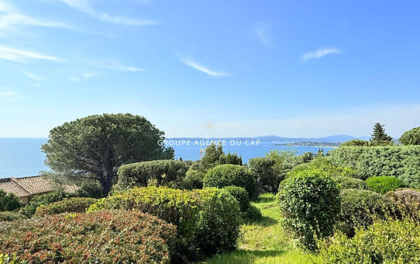 À VENDRE VILLA VUE MER PANORAMIQUE GOLFE ST TROPEZ GARAGE, AUX ISSAMBRES Image 3