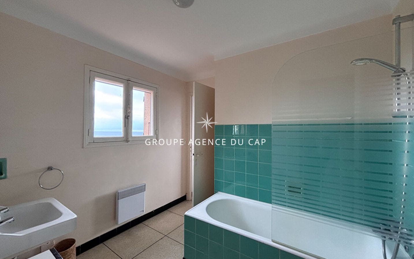 À VENDRE VILLA VUE MER PANORAMIQUE GOLFE ST TROPEZ GARAGE, AUX ISSAMBRES Image 8