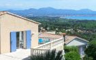 À VENDRE VILLA 10 PIÈCES 7 CHAMBRES DOUBLE SÉJOUR GARAGE SALLE DE JEUX PISCINE VUE MER PANORAMIQUE À SAINT AYGULF Min 2