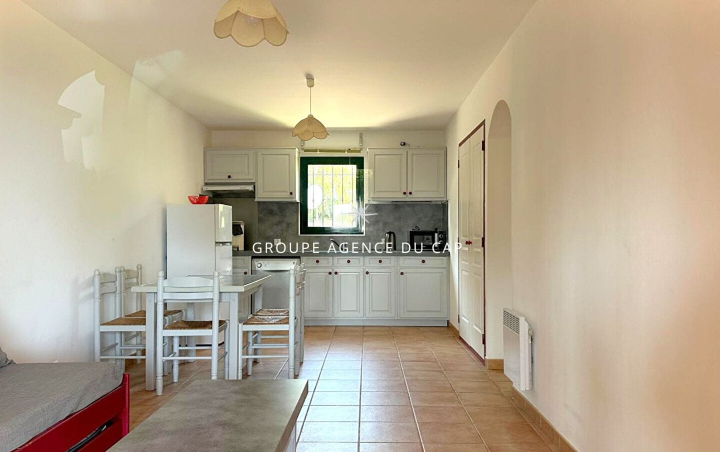 HOLIDAY PROPERTY WITH 20 SEASIDE ACCOMMODATIONS, TENNIS COURT AND POOL, IN LES ISSAMBRES Image 8