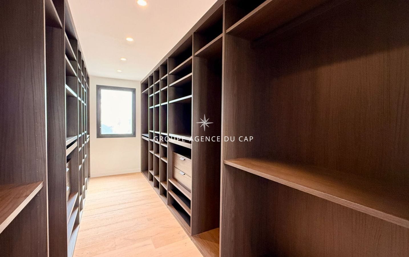 VILLLA VUE MER PANORAMIQUE 7 CHAMBRES PISCINE TRIPLE GARAGE, AUX ISSAMBRES Image 12