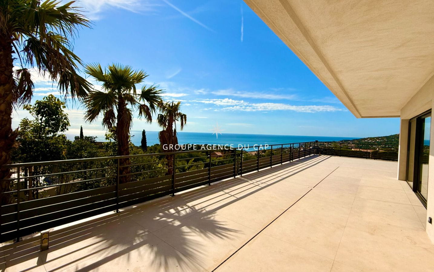 VILLLA VUE MER PANORAMIQUE 7 CHAMBRES PISCINE TRIPLE GARAGE, AUX ISSAMBRES Image 15