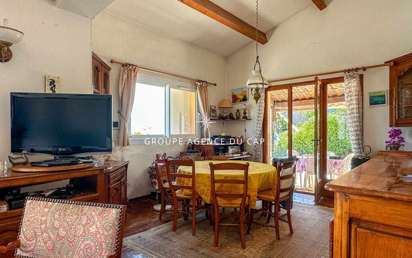 À VENDRE VILLA À RENOVER VUE MER 6 PIÈCES PISCINE GARAGE, AUX ISSAMBRES Image 6