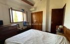 A VENDRE VILLA A RENOVER VUE MER 6 PIECES PISCINE GARAGE, AUX ISSAMBRES Min 11