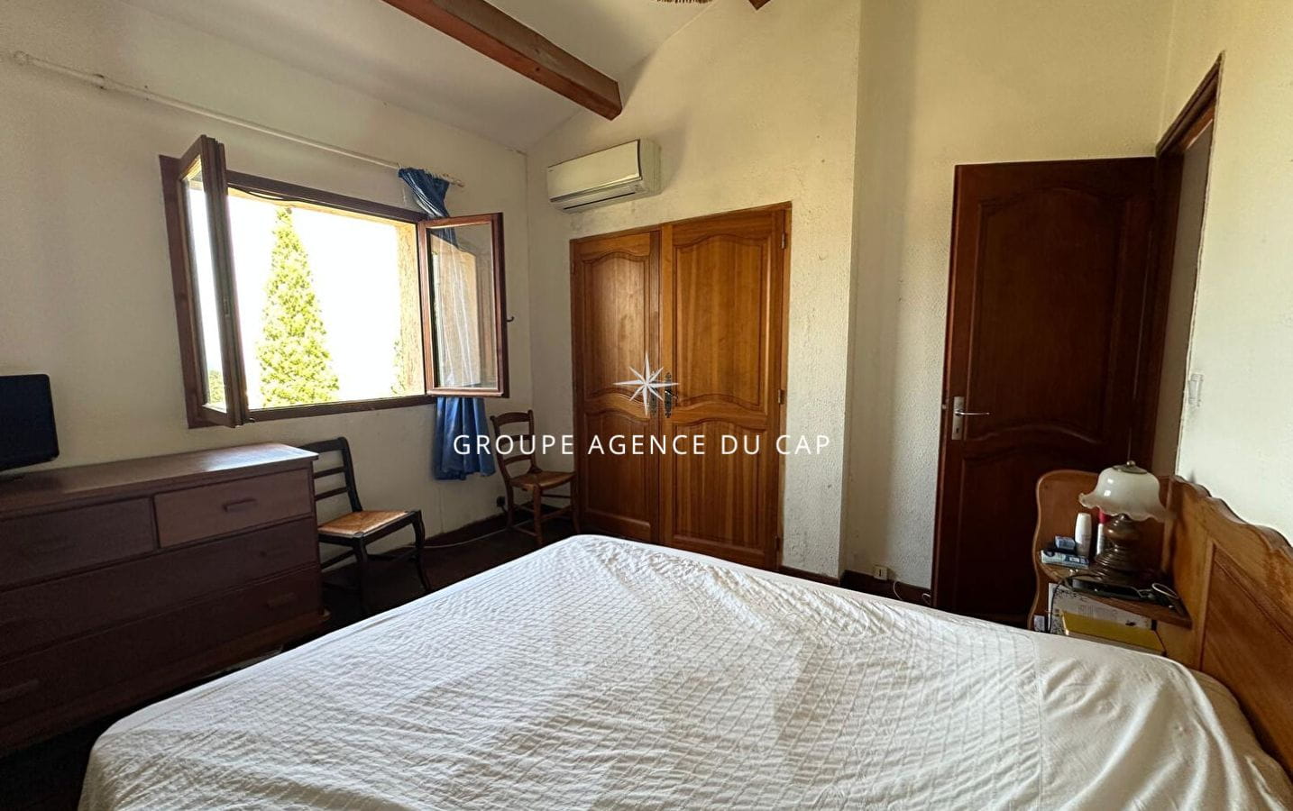 OFFRE ACCEPTEE EN ATTENTE D’UN COMPROMIS DE VENTE – À VENDRE VILLA À RENOVER VUE MER 6 PIÈCES PISCINE GARAGE, AUX ISSAMBRES Image 11