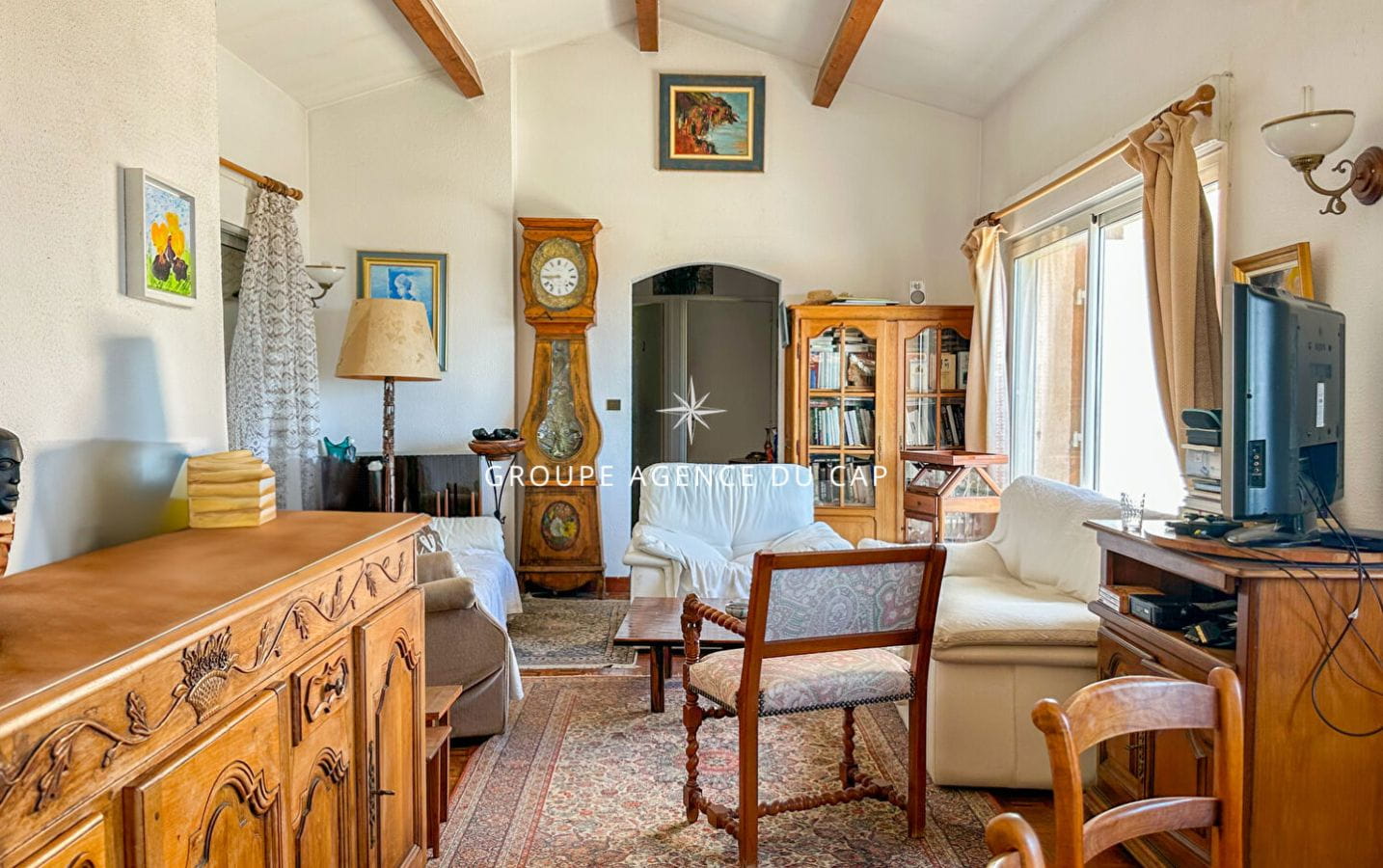 OFFRE ACCEPTEE EN ATTENTE D’UN COMPROMIS DE VENTE – À VENDRE VILLA À RENOVER VUE MER 6 PIÈCES PISCINE GARAGE, AUX ISSAMBRES Image 5