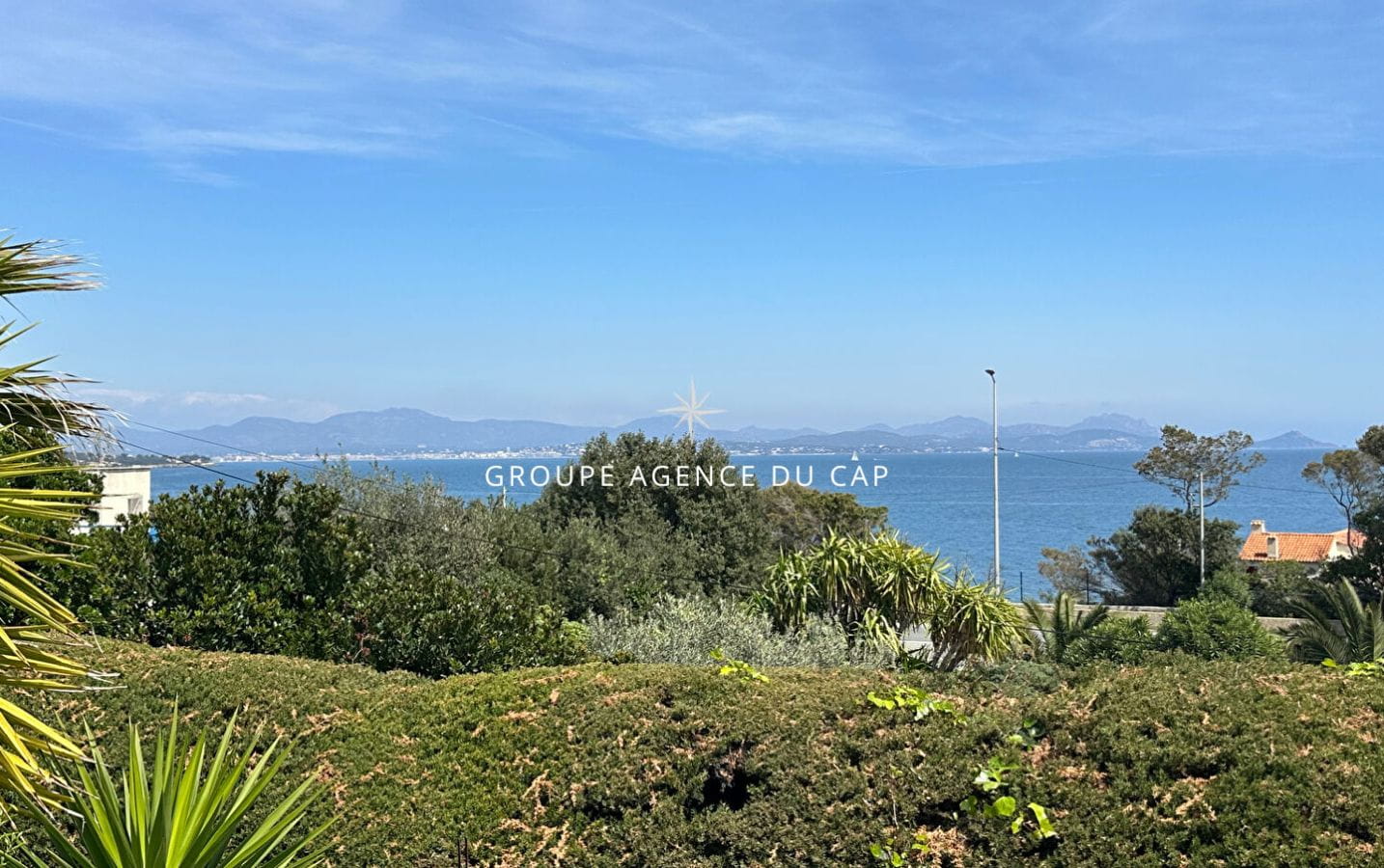 VILLA 120 M² AVEC PISCINE ET GARAGE PROCHE MER LES ISSAMBRES Image 12