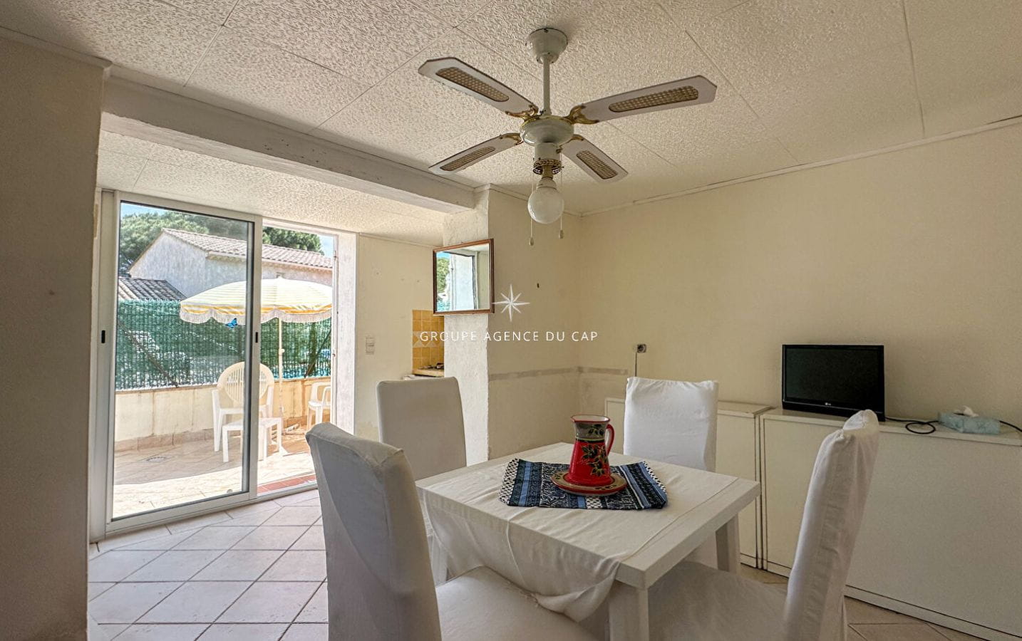 VILLA 120 M² AVEC PISCINE ET GARAGE PROCHE MER LES ISSAMBRES Image 9