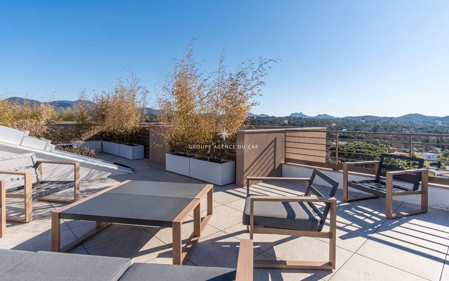 APPARTEMENT ROOF TOP VUE MER FREJUS 109M² Image 6